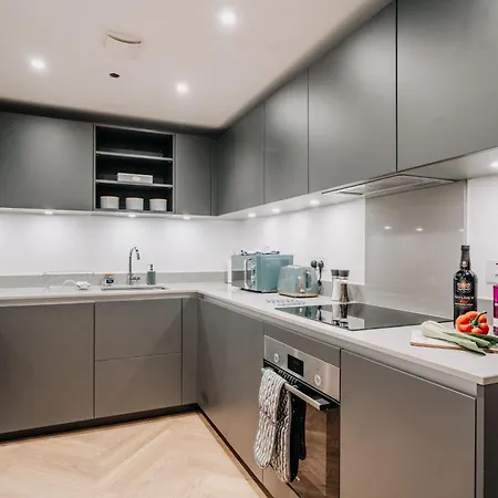 Splendid Industrial Style Pad, Centre, Fast Wifi, Family, Contractors Appartement Birmingham